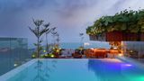 <b>Hilton Rio de Janeiro Copacabana Pool</b>. Images powered by <a href="https://iceportal.shijigroup.com/" title="IcePortal" target="_blank">IcePortal</a>.
