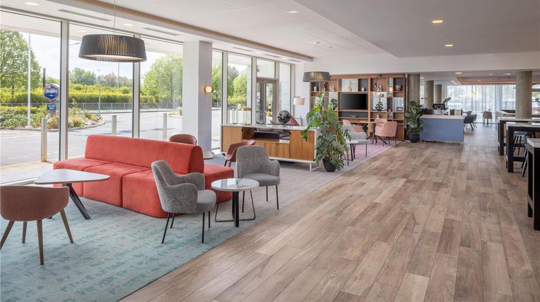 <b>Hampton by Hilton Stansted Airport Lobby</b>. Images powered by <a href="https://iceportal.shijigroup.com/" title="IcePortal" target="_blank">IcePortal</a>.
