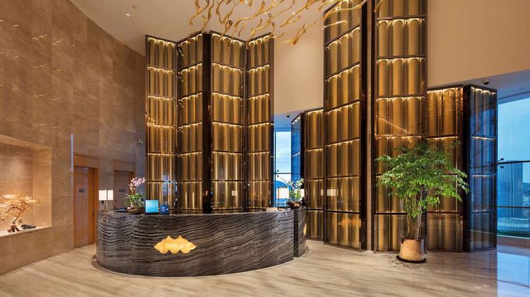Hilton Yantai Lobby