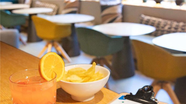 <b>Ibis Styles Paris 16 Boulogne Restaurant</b>. Images powered by <a href="https://iceportal.shijigroup.com/" title="IcePortal" target="_blank">IcePortal</a>.