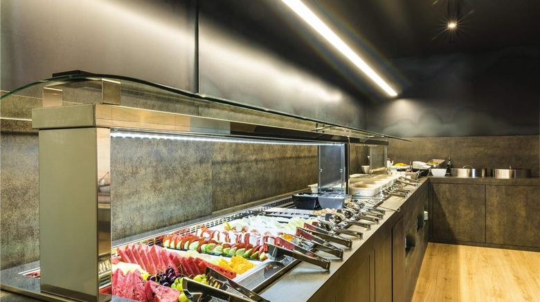 <b>Ibis Styles Heraklion Central Restaurant</b>. Images powered by <a href="https://iceportal.shijigroup.com/" title="IcePortal" target="_blank">IcePortal</a>.