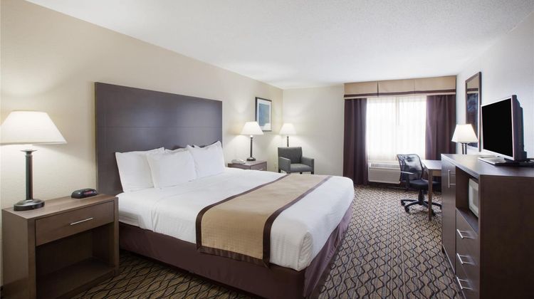 Baymont Inn & Conference Center Room