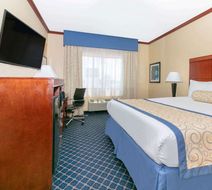 Baymont Inn & Suites McComb Room
