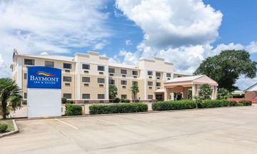 Baymont Inn & Suites McComb