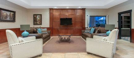 Baymont Inn & Suites McComb Lobby