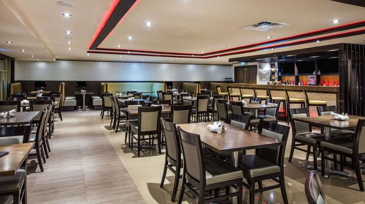 Ramada Jackson's Point Restaurant