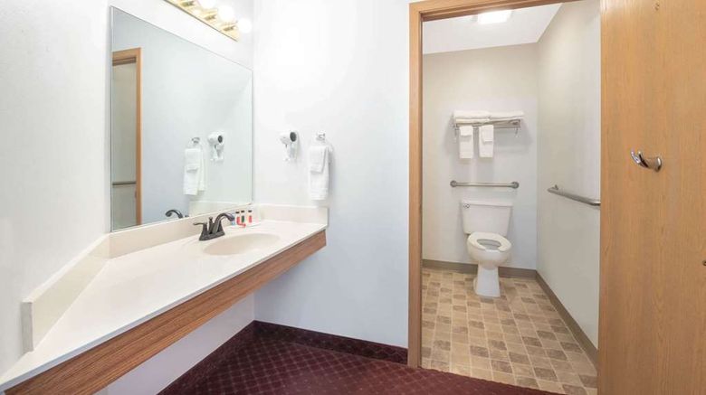 <b>Travelodge by Wyndham Spearfish Room</b>. Images powered by <a href="https://iceportal.shijigroup.com/" title="IcePortal" target="_blank">IcePortal</a>.
