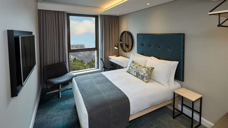 <b>StayEasy Cape Town City Bowl Room</b>. Images powered by <a href="https://iceportal.shijigroup.com/" title="IcePortal" target="_blank">IcePortal</a>.