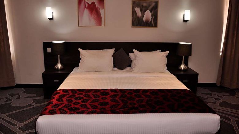 <b>Golden Tulip Oniru Suites Suite</b>. Images powered by <a href="https://iceportal.shijigroup.com/" title="IcePortal" target="_blank">IcePortal</a>.
