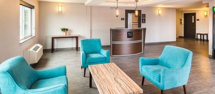 Red Lion Inn & Suites Everett Lobby