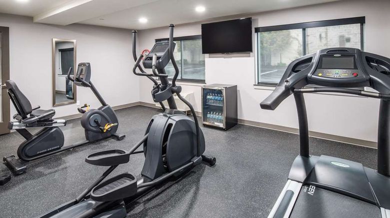 <b>Red Lion Inn & Suites Everett Health</b>. Images powered by <a href="https://iceportal.shijigroup.com/" title="IcePortal" target="_blank">IcePortal</a>.