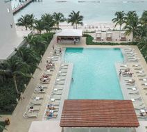 Izla Beach Hotel Exterior