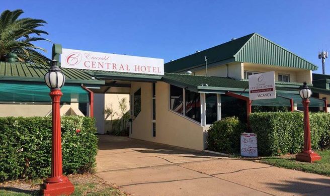 Emerald Central Hotel Exterior