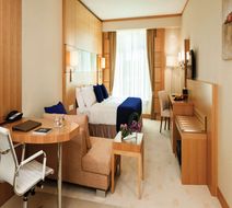 Carlton Downtown Hotel Room