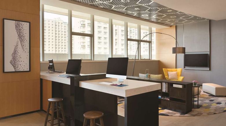 <b>Hyatt Place Yinchuan Yuecaicheng Lobby</b>. Images powered by <a href="https://iceportal.shijigroup.com/" title="IcePortal" target="_blank">IcePortal</a>.