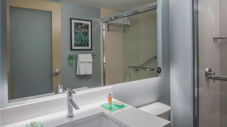 <b>Hyatt Place Long Island City Room</b>. Images powered by <a href="https://iceportal.shijigroup.com/" title="IcePortal" target="_blank">IcePortal</a>.