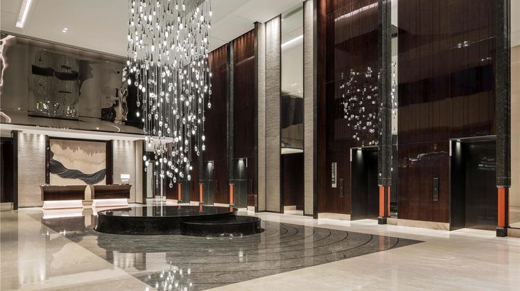 Hyatt Regency Shanghai Global Harbor Lobby