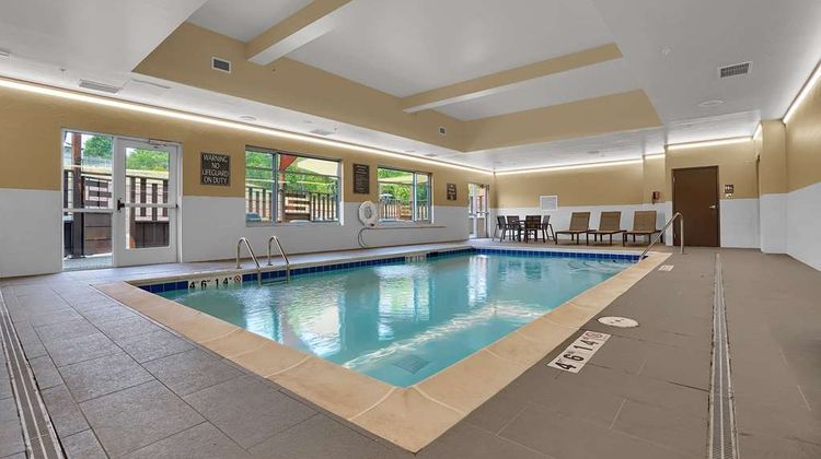 BW Plus Executive Residency Fillmore Inn Pool