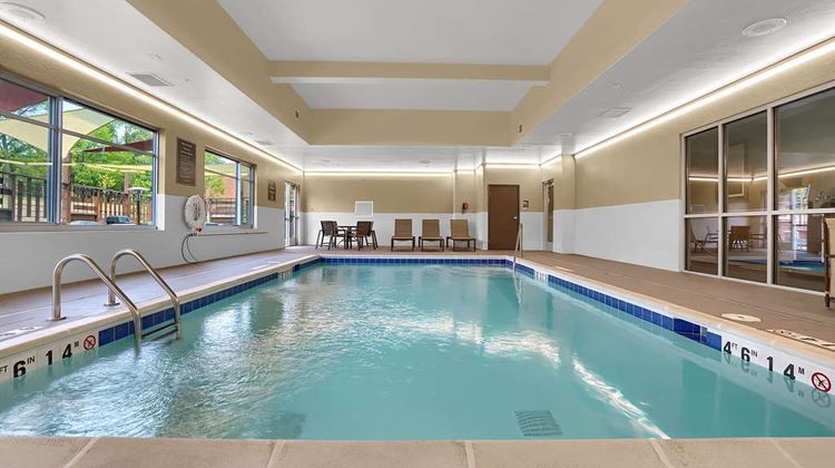 BW Plus Executive Residency Fillmore Inn Pool