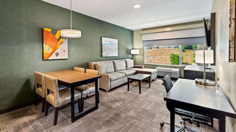 BW Plus Executive Residency Fillmore Inn Suite