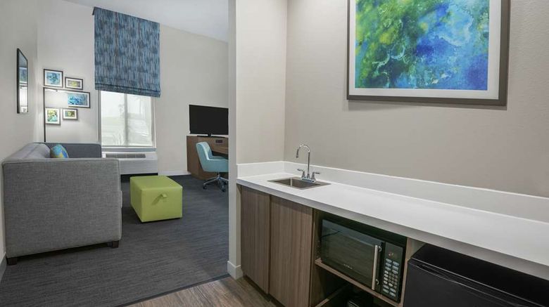 <b>Hampton Inn & Suites Portland Other</b>. Images powered by <a href="https://iceportal.shijigroup.com/" title="IcePortal" target="_blank">IcePortal</a>.