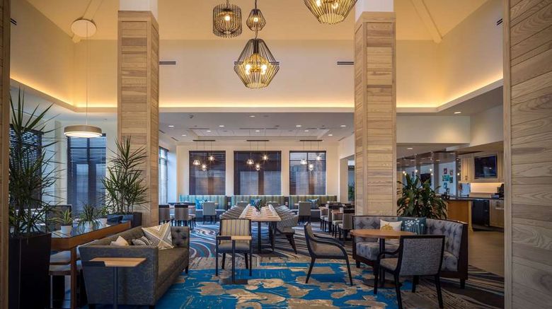 <b>Hilton Garden Inn Pittsburgh Airport Lobby</b>. Images powered by <a href="https://iceportal.shijigroup.com/" title="IcePortal" target="_blank">IcePortal</a>.