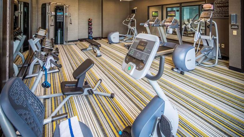 <b>Hilton Garden Inn Pittsburgh Airport Health</b>. Images powered by <a href="https://iceportal.shijigroup.com/" title="IcePortal" target="_blank">IcePortal</a>.