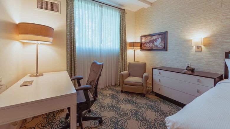 <b>Hotel Skyler Syracuse, Tapestry Coll Room</b>. Images powered by <a href="https://iceportal.shijigroup.com/" title="IcePortal" target="_blank">IcePortal</a>.