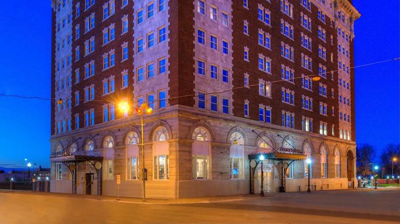 <b>DoubleTree by Hilton Utica Exterior</b>. Images powered by <a href="https://iceportal.shijigroup.com/" title="IcePortal" target="_blank">IcePortal</a>.