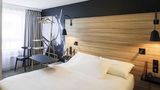 ibis Styles Laval Centre Gare Room
