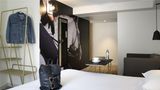 ibis Styles Laval Centre Gare Room