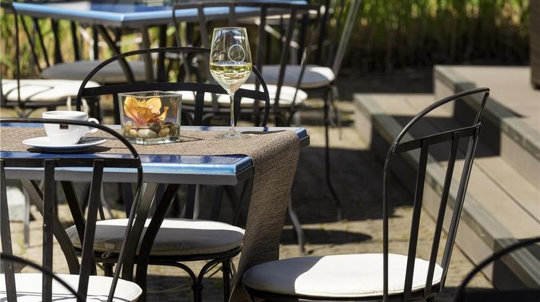 <b>Mercure Mannheim am Friedensplatz Restaurant</b>. Images powered by <a href="https://iceportal.shijigroup.com/" title="IcePortal" target="_blank">IcePortal</a>.