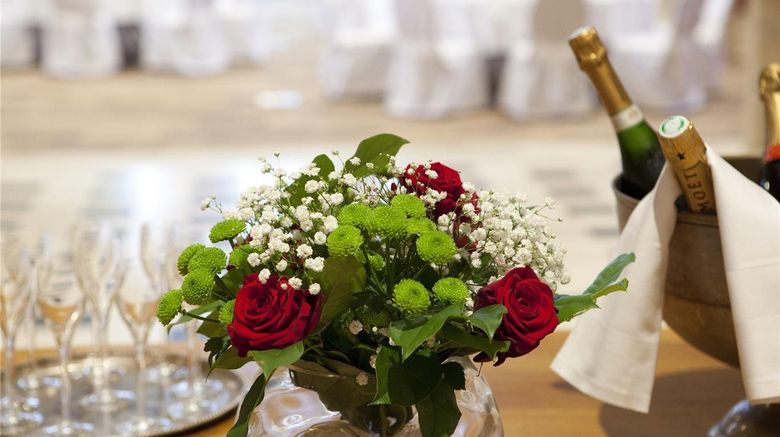 <b>Mercure Moulins Centre - Hotel de Paris Other</b>. Images powered by <a href="https://iceportal.shijigroup.com/" title="IcePortal" target="_blank">IcePortal</a>.