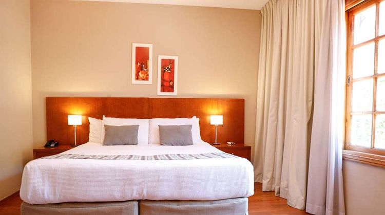 Howard Johnson Escobar Hotel Room