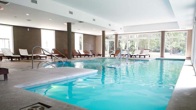 <b>Howard Johnson Escobar Hotel Pool</b>. Images powered by <a href="https://iceportal.shijigroup.com/" title="IcePortal" target="_blank">IcePortal</a>.