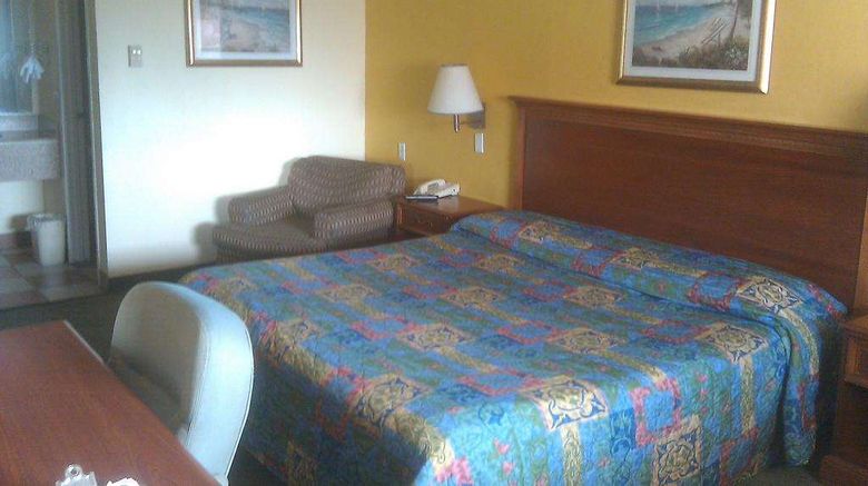 <b>Travelodge South Holland Room</b>. Images powered by <a href="https://iceportal.shijigroup.com/" title="IcePortal" target="_blank">IcePortal</a>.