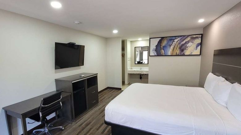 <b>Travelodge Buena Park Room</b>. Images powered by <a href="https://iceportal.shijigroup.com/" title="IcePortal" target="_blank">IcePortal</a>.
