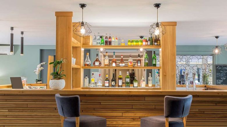 <b>Best Western Plus Hyeres Cote D'Azur Restaurant</b>. Images powered by <a href="https://iceportal.shijigroup.com/" title="IcePortal" target="_blank">IcePortal</a>.