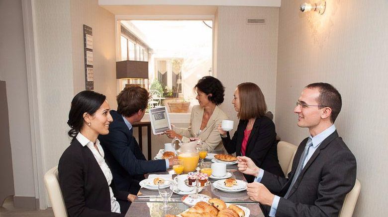 <b>Hotel La Residence du Berry Room</b>. Images powered by <a href="https://iceportal.shijigroup.com/" title="IcePortal" target="_blank">IcePortal</a>.