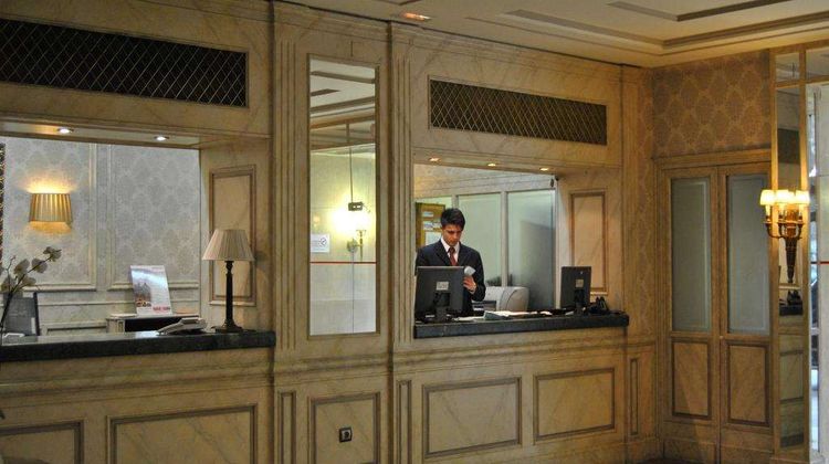 Hotel Principe Pio Lobby