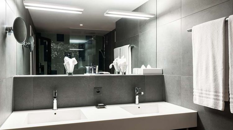 Parkhotel Zug Room