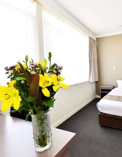 greet Hotel Alice Springs