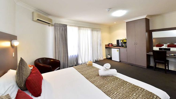 greet Hotel Alice Springs Room