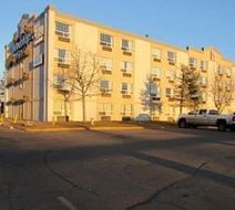 Stonebridge Hotel Exterior