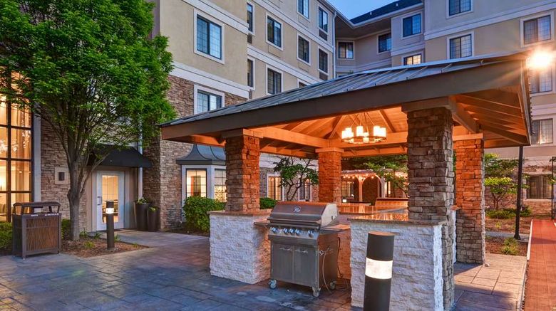 <b>Homewood Suites by Hilton Aurora Exterior</b>. Images powered by <a href="https://iceportal.shijigroup.com/" title="IcePortal" target="_blank">IcePortal</a>.
