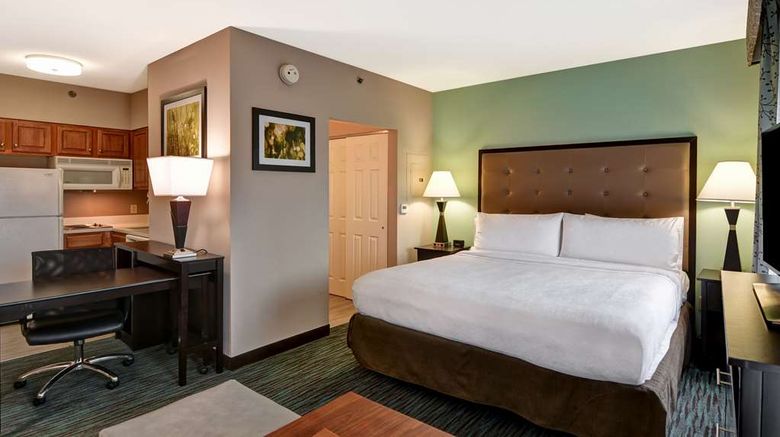 <b>Homewood Suites by Hilton Aurora Room</b>. Images powered by <a href="https://iceportal.shijigroup.com/" title="IcePortal" target="_blank">IcePortal</a>.