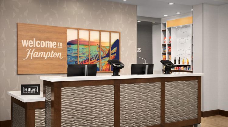 Hampton Inn & Suites Fayetteville Lobby