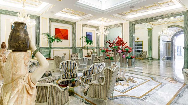 Aleph Rome Hotel, Curio Collection Lobby