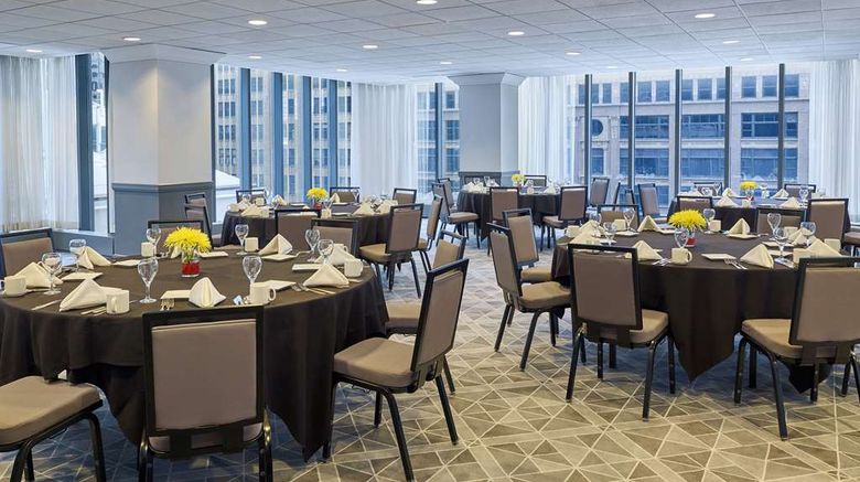 <b>Marquette Hotel, Curio Collection Meeting</b>. Images powered by <a href="https://iceportal.shijigroup.com/" title="IcePortal" target="_blank">IcePortal</a>.