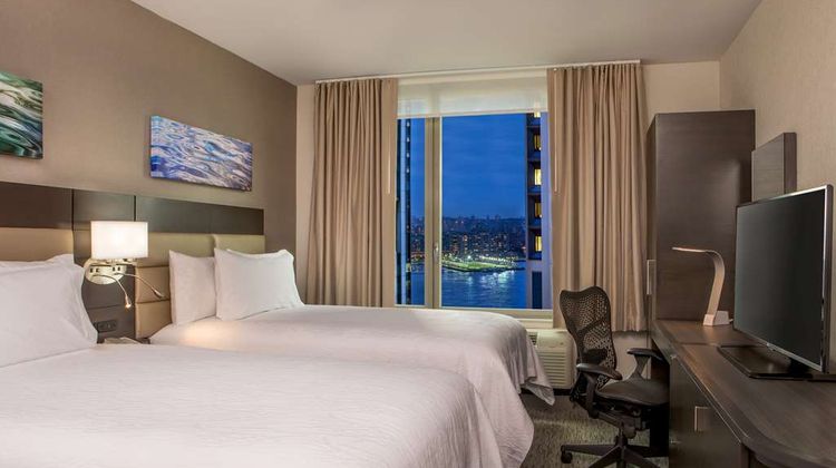 Hilton Garden Inn Financial Center Room